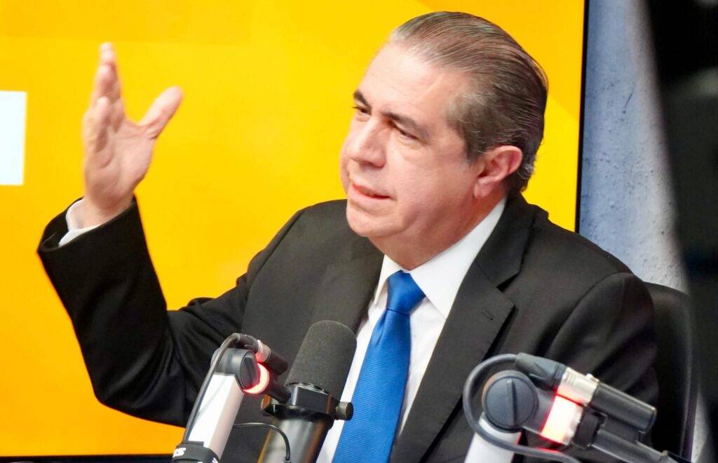 Francisco Javier García "Gobierno del PRM sabotea el futuro: más de 11 mil aulas siguen abandonadas”, eldigital.com.do