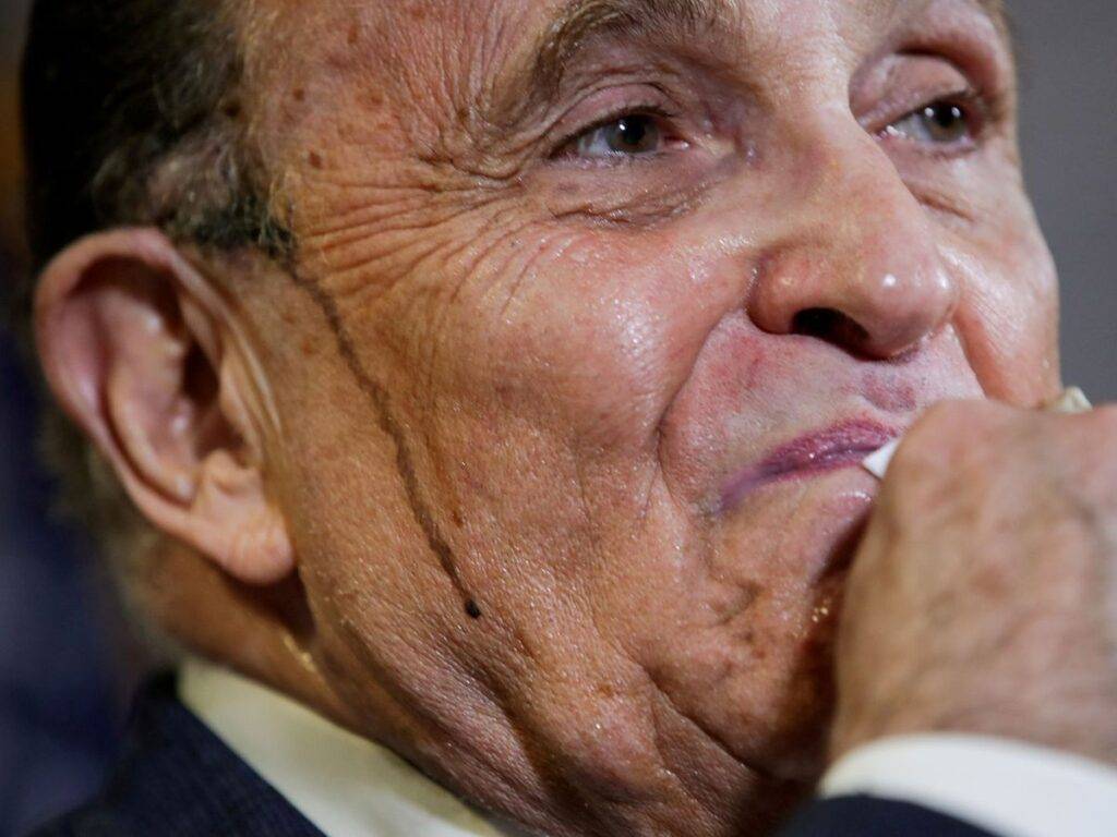El exalcalde de Nueva York Rudy Giuliani resulta herido en accidente de tránsito. eldigital.com.do