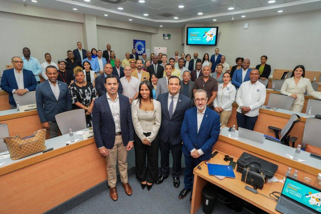 Banco Popular impulsa educación sobre mercado de valores en periodistas y comunicadores, eldigital.com.do