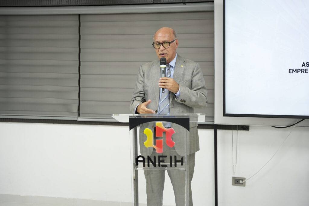 ANEIH pide a la Junta Monetaria reducir tasas de interés tras decisión de la Fed, eldigital.com.do