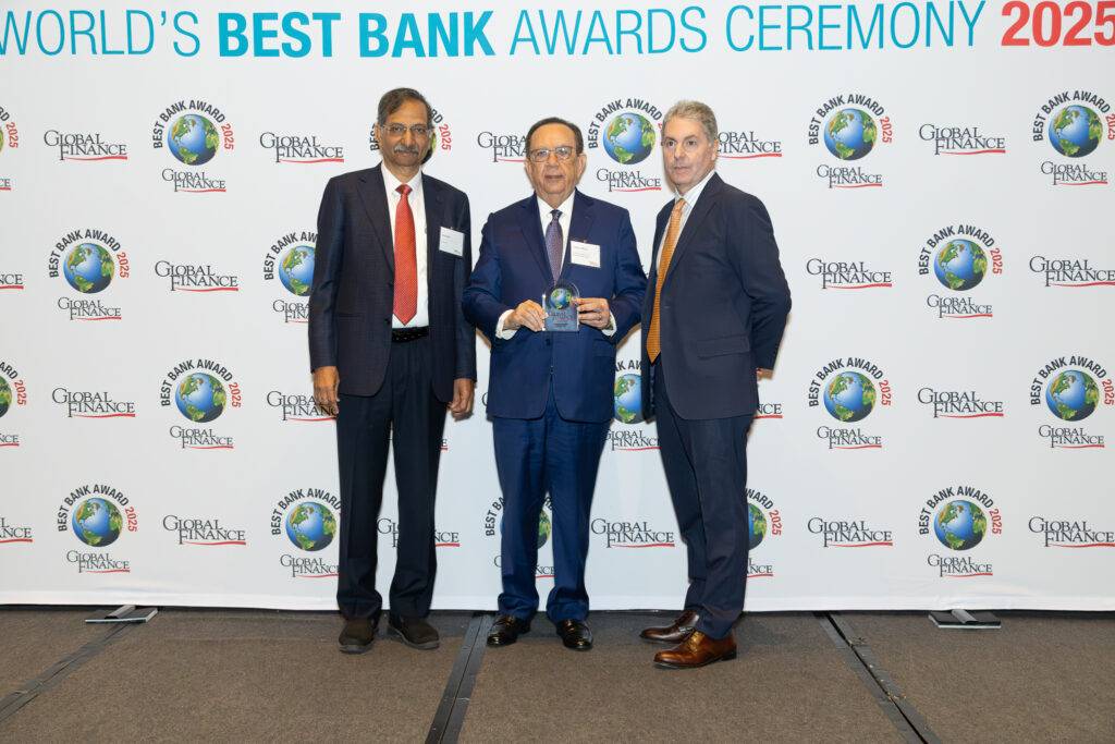 Valdez Albizu obtiene por tercera vez el reconocimiento entre los mejores gobernadores de bancos centrales del mundo, eldigital.com.do