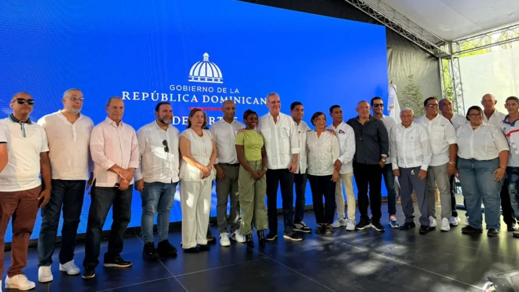 Abinader destina RD$2,000 millones recuperados de la corrupción para obras deportivas, eldigital.com.do