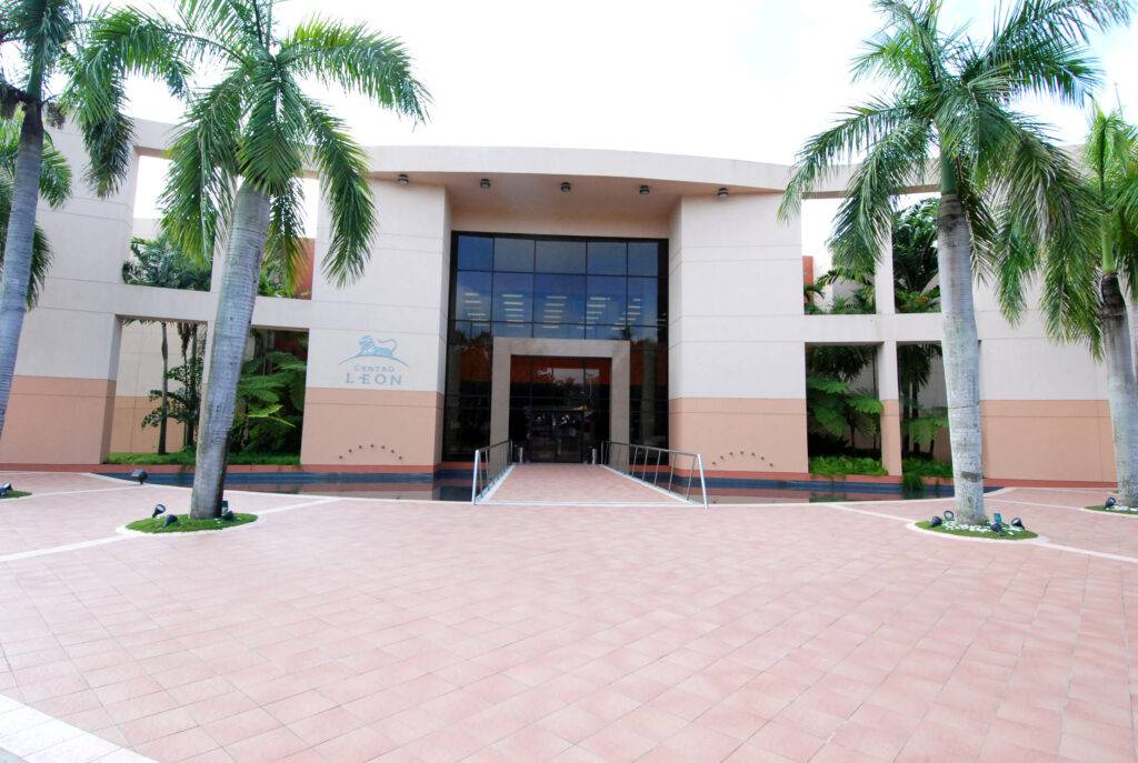 Centro León inicia celebración de su 22 aniversario, eldigital.com.do