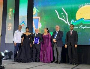 Katheryn Luna:  Gran Premio PEL2025;  Galardón Adompretur celebra excelencia del periodismo, eldigital.com.do
