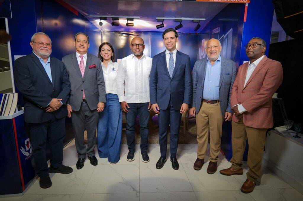 Fundación El Demócrata lanza el Premio Nacional de Jóvenes Escritores en Feria del Libro 2025, eldigital.com.do