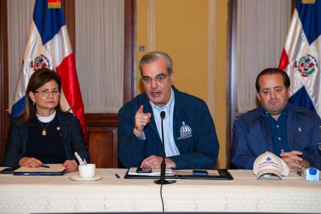 El presidente mantiene para este sábado suspensión de labores en provincias en alerta roja, eldigital.com.do