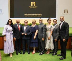 BCRD homenajeó a colaboradores por su tiempo de servicio a la institución, eldigital.com.do