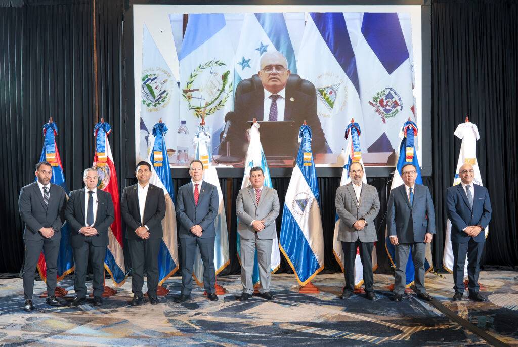 Gobernador Valdez Albizu participó en la 305ª Reunión del Consejo Monetario Centroamericano, eldigital.com.do