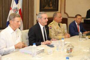 Llegó a RD el secretario de Defensa de EE.UU; de inmediato se reúne con el presidente, el digital.com.do