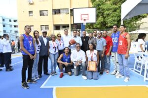 Banreservas remodela emblemática cancha mixta en Villa Consuelo, eldigital.com.do