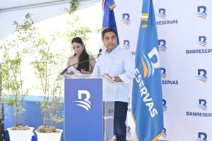 Banreservas remodela emblemática cancha mixta en Villa Consuelo, eldigital.com.do