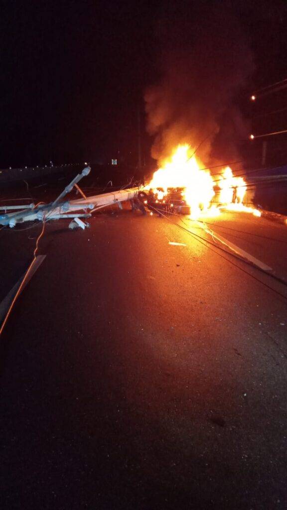 Accidentes de tránsito provocaron la rotura de 84 postes eléctricos en Santiago durante 2025, eldigital.com.do
