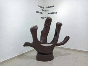 "Rutas del ADN-Ácido desoxirribonucleico"; exposición homenaje a los 50 años de esculturas en madera de Freddie Cabral eldigital.com.do