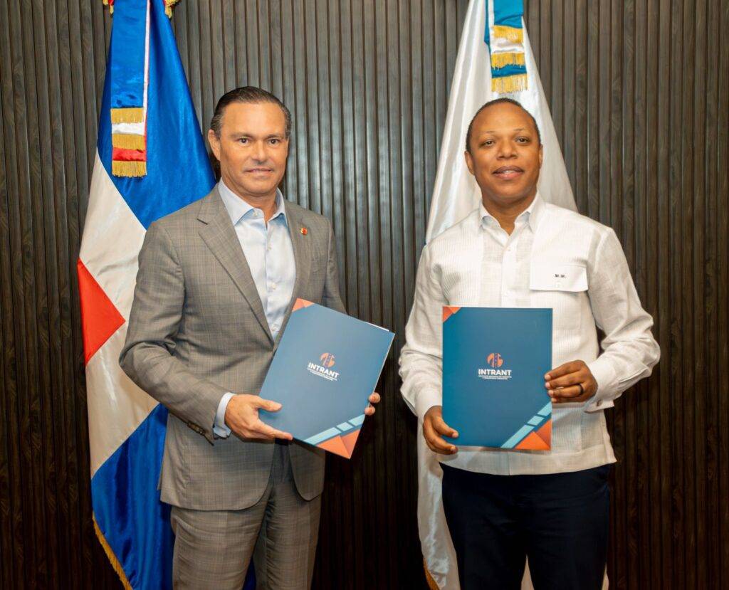 United Petroleum firma acuerdo con el INTRANT para apadrinar el Parque de Seguridad Vial de Ciudad Juan Bosch, eldigital.com.do