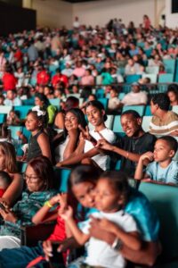 “Mágica Navidad” alcanza su vigésima cuarta entrega y reúne a más de 700 niños en una participación histórica, eldigital.com.do