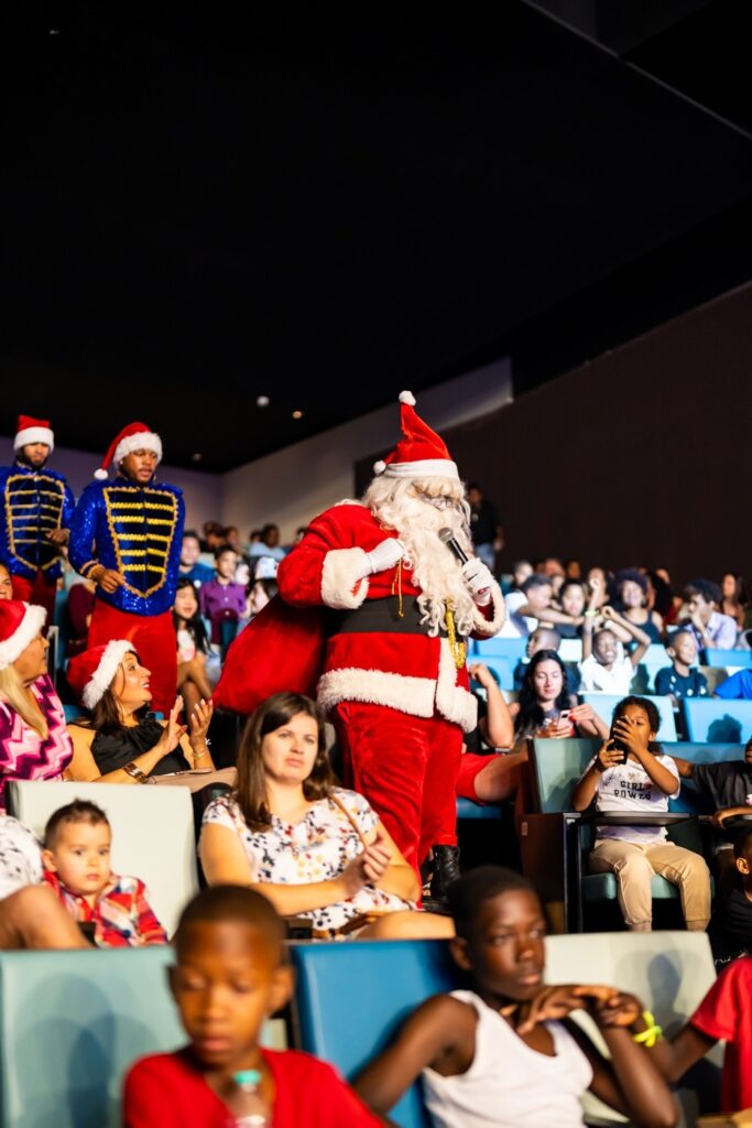 “Mágica Navidad” alcanza su vigésima cuarta entrega y reúne a más de 700 niños en una participación histórica, eldigital.com.do
