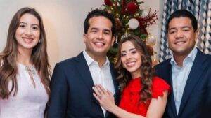 Omar pide matrimonio a su novia Alexia en plena Nochebuena, te contamos los detalles, eldigital.com.do