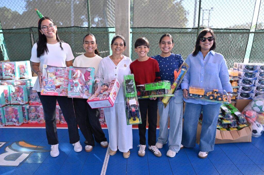 Voluntariado Banreservas celebra la Navidad con jornada de entrega de juguetes en la zona norte, eldigital.com.do