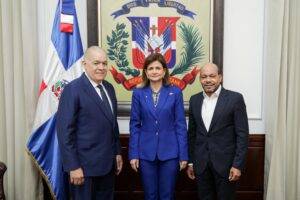 Raquel Peña juramenta a Pedro Urrutia como nuevo director de la DGII, eldigital.com.do