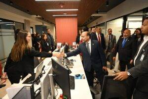 Aguilera juramenta a Luis Valdez como nuevo vicepresidente ejecutivo de Seguros Reservas, eldigital.com.do