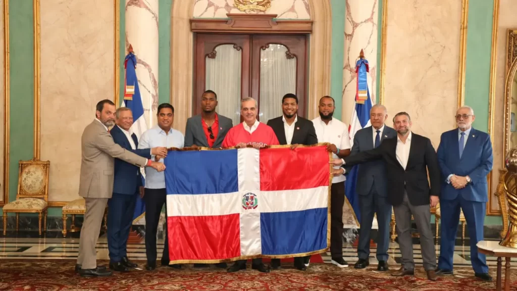 Abinader entrega la bandera dominicana a los Leones del Escogido para la Serie del Caribe 2026 Abinader entrega la bandera dominicana a los Leones del Escogido para la Serie del Caribe 2026, eldigital.com.do