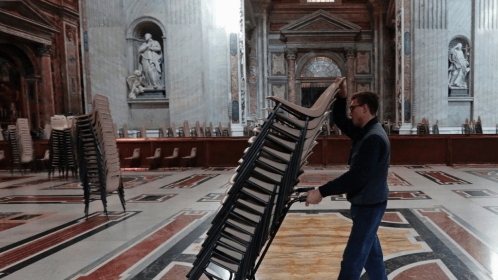 Los empleados del Vaticano expresan su descontento ante las condiciones laborales