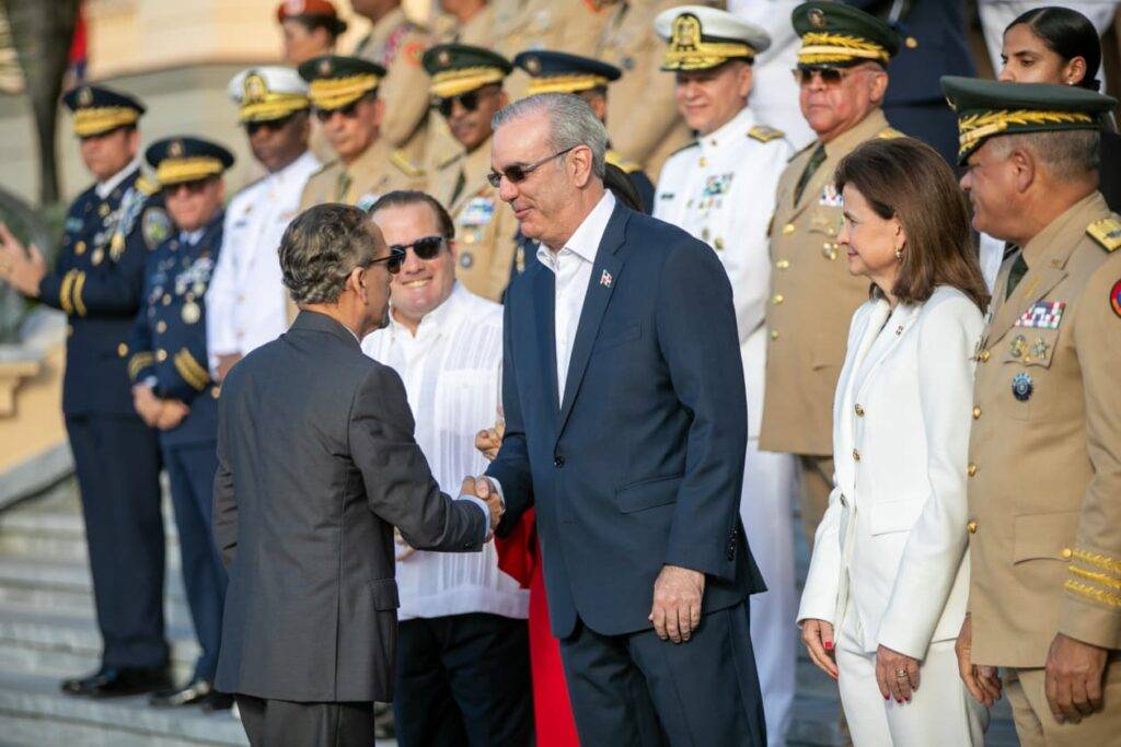Presidente Abinader encabeza solemne acto con motivo del Día de la Bandera Nacional, eldigital.com.do