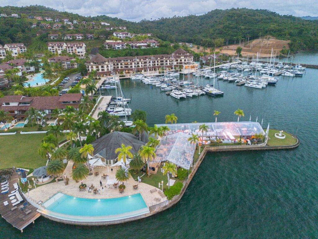 La ciudad de las ballenas se vistió de gala en una noche donde turismo, arte y naturaleza fueron protagonistas, eldigital.com.do