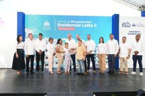 Presidente Abinader entrega 200 apartamentos en SDO financiados por Banreservas, eldigital.com.do