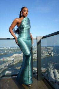 Así luce la negra Amara en Premios Lo Nuestro 2026, el digital.com.do