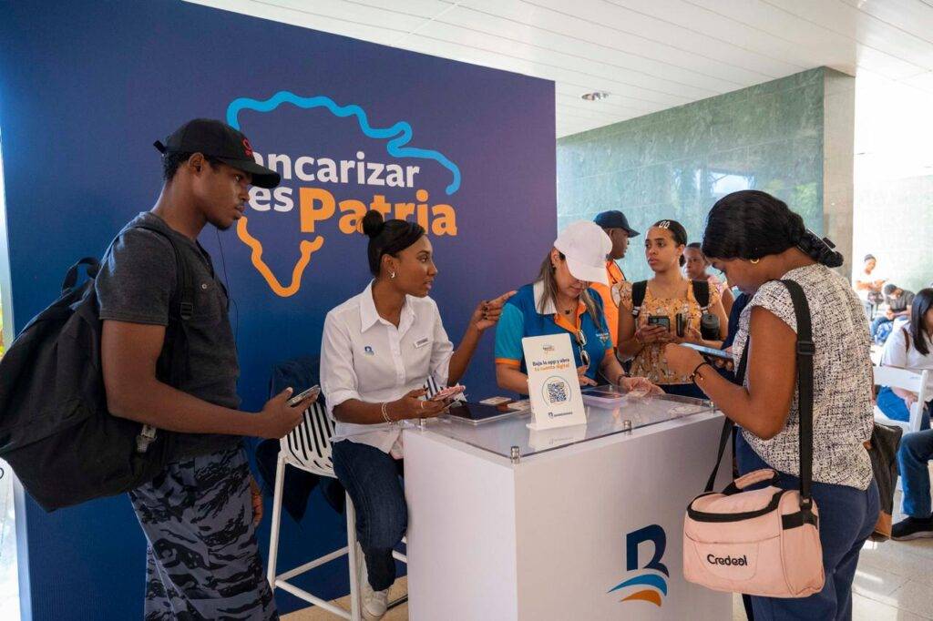Banreservas realiza jornadas de bancarización para estudiantes de la UASD y el ITLA, eldigital.com.do