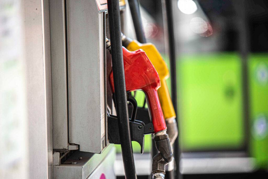 Gasolinas y el gasoil suben entre RD$4.00 y RD$2.00 Gasolinas y el gasoil suben entre RD$4.00 y RD$2.00, eldigital.com.do