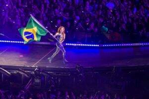 Shakira deleita 'a una marea humana' en la playa de Rio de Janeiro, eldigital.com.do