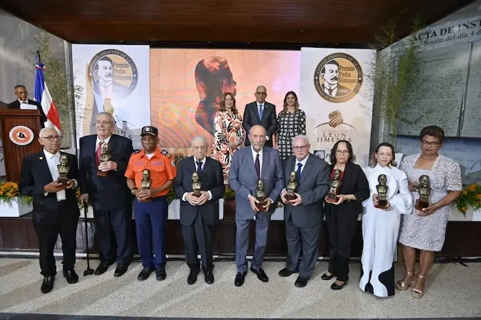 Banco Popular promueve la cultura del Cibao con su respaldo al Ateneo Amantes de la Luz Banco Popular promueve la cultura del Cibao con su respaldo al Ateneo Amantes de la Luz, eldigital.com.do