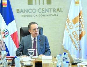 Valdez Albizu recibe delegación de la Oficina de AsistenciaTécnica del Departamento del Tesoro de EE. UU., eldigital.com.do