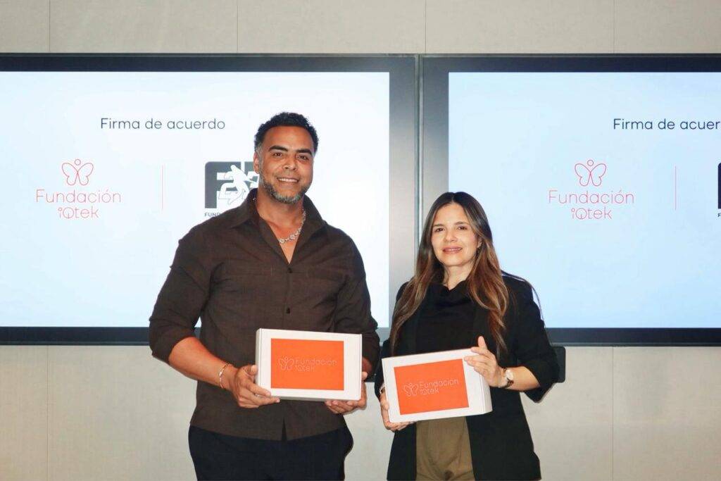 Fundación iQtek y Boomstick23 Foundation suscriben acuerdo para impulsar la formación tecnológica de jóvenes Fundación iQtek y Boomstick23 Foundation suscriben acuerdo para impulsar la formación tecnológica de jóvenes, eldigital.com.do