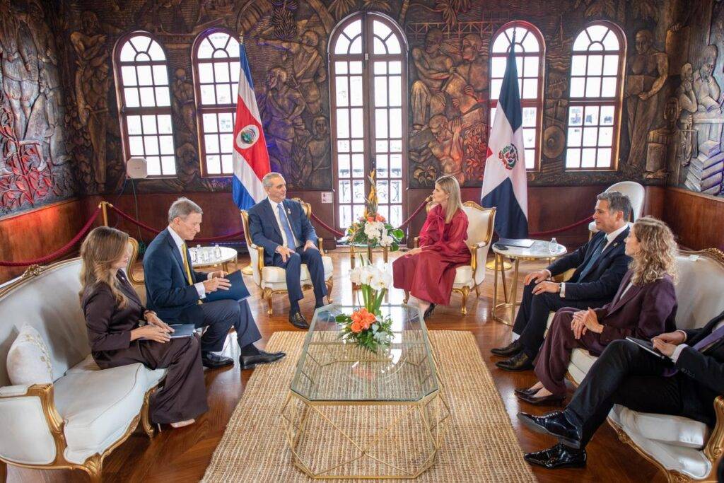 Presidente Abinader sostiene reunión bilateral con la mandataria electa, Laura Fernández Delgado, eldigital.com.do