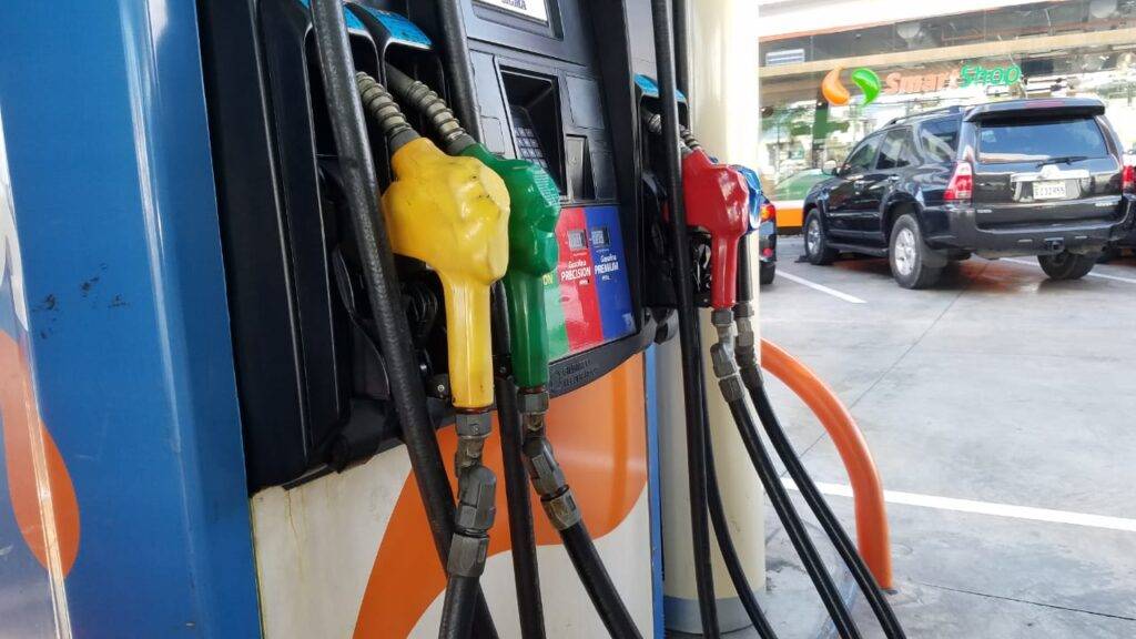 Gobierno congela combustibles y GLP con subsidio de RD$1,657 millones, eldigital.com.do