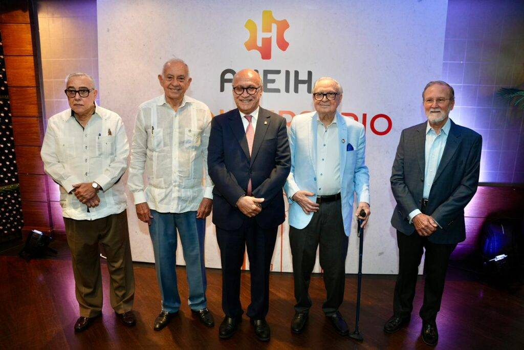 ANEIH reconoce a expresidentes por sus aportes al fortalecimiento institucional en su 55 aniversario ANEIH reconoce a expresidentes por sus aportes al fortalecimiento institucional en su 55 aniversario, eldigital.com.do