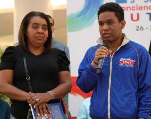 Kevin, el joven con autismo que no habló hasta los seis años y hoy se expresa en seis idiomas, eldigital.com.do