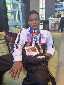 Kevin, el joven con autismo que no habló hasta los seis años y hoy se expresa en seis idiomas, eldigital.com.do