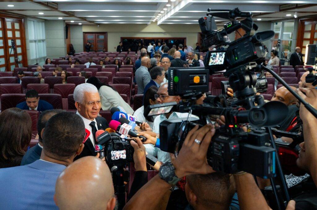 Ricardo de los Santos rechaza postergar entrada en vigor del nuevo Código Penal, eldigital.com.do