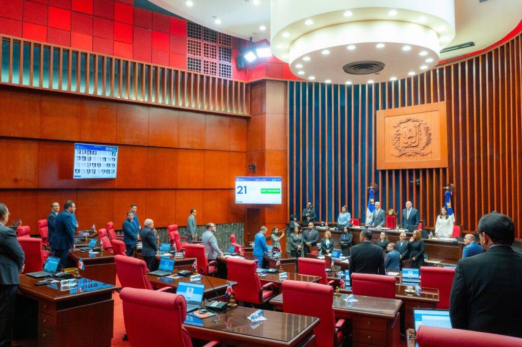 Congreso convierte en ley proyecto de Residuos Sólidos; dispone a empresas pagar contribución especial obligatoria a la DGII, eldigital.com.do
