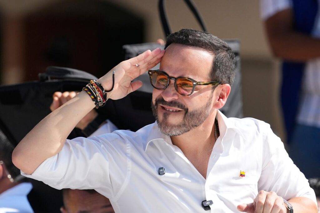 De la Espriella y Cepeda irán a segunda vuelta con menos de 700 mil votos de diferencia De la Espriella y Cepeda irán a segunda vuelta con menos de 700 mil votos de diferencia, eldigital.com.do