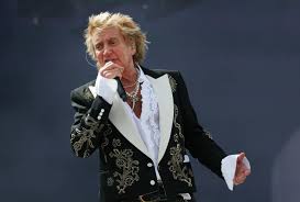 Rod Stewart, criticado en redes por cancelar concierto e ir luego a un partido del Mundial Rod Stewart, criticado en redes por cancelar concierto e ir luego a un partido del Mundial, eldigital.com.do