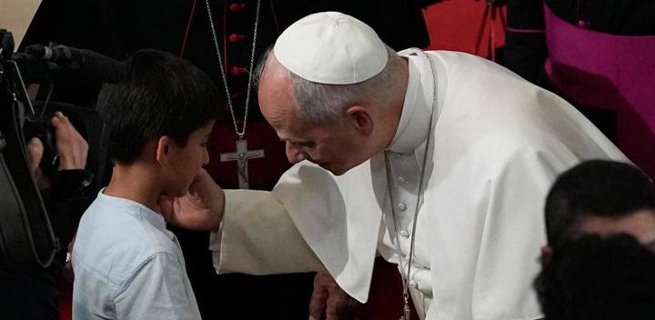 ¿Quería ser papa? ¿Le gusta el fútbol? ¿Por qué los abuelos están solos? Las preguntas de Renzo, de 6 años, a León XIV ¿Quería ser papa? ¿Le gusta el fútbol? ¿Por qué los abuelos están solos? Las preguntas de Renzo, de 6 años, a León XIV, eldigital.com.do