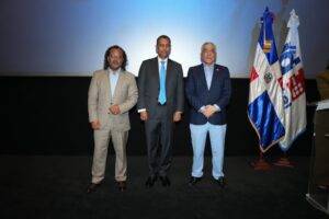 Alberto Zayas estrena Los Soldados de la Democracia, un documental que rescata un capítulo clave de la historia dominicana, eldigital.com.do