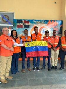 Defensa Civil reconoce labor de rescatista que participó en misión humanitaria en Venezuela, eldigital.com.do