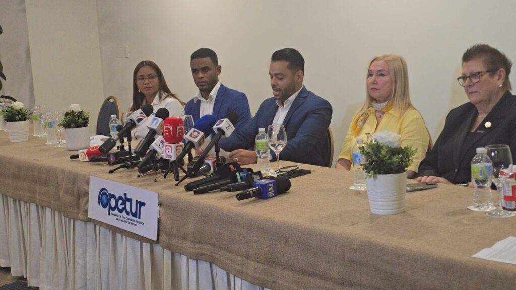 Asociaciones turísticas piden revisión técnica del cobro por Ley Residuos Sólidos Asociaciones turísticas piden revisión técnica del cobro por Ley Residuos Sólidos, eldigital.com.do