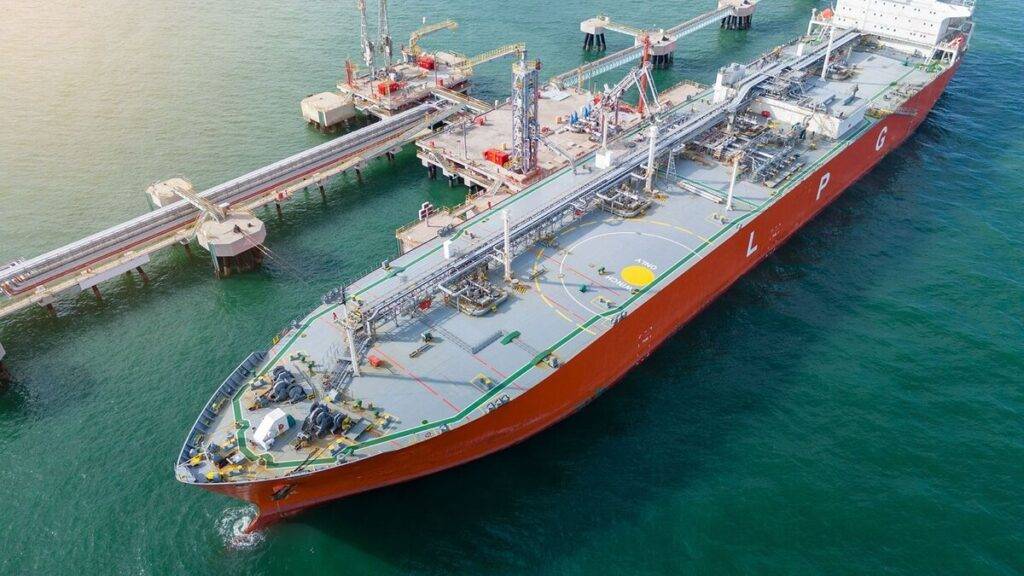 El petróleo se dispara a 78,86 dólares ante las nuevas hostilidades en el estrecho de Ormuz, eldigital.com.do